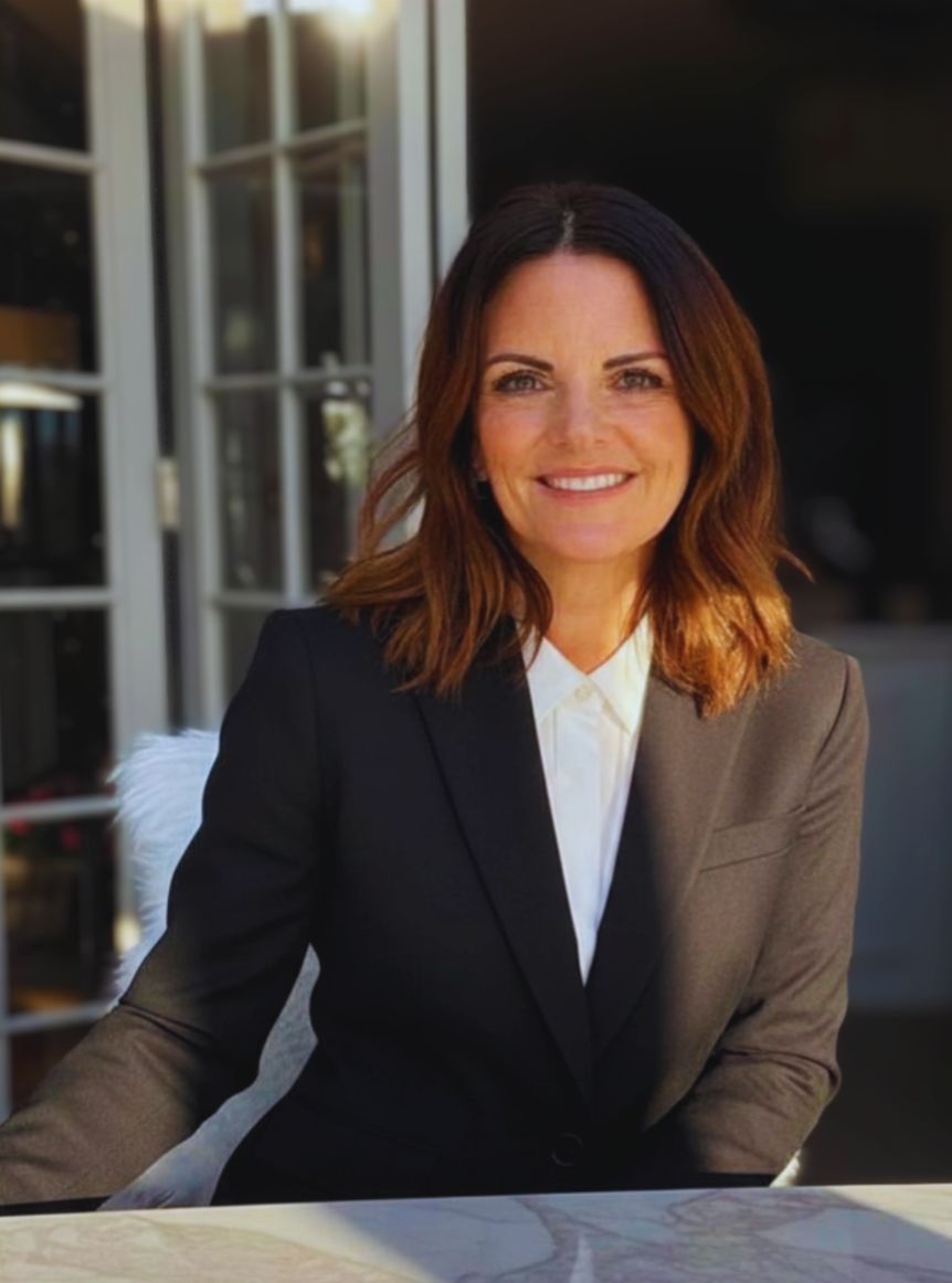 Donna - Strategic Consultant